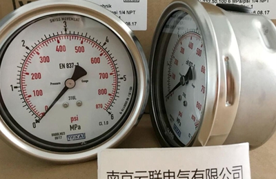 Wika pressure gauge models 232.50, 233.50